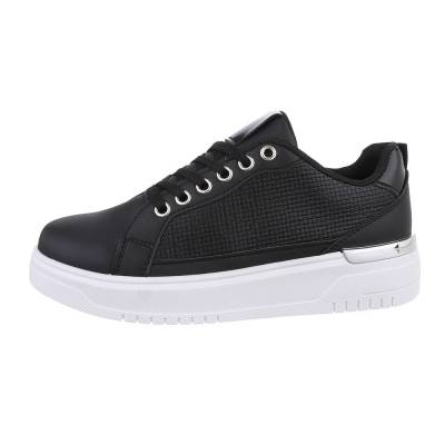 Low-top sneakers for women in black and white