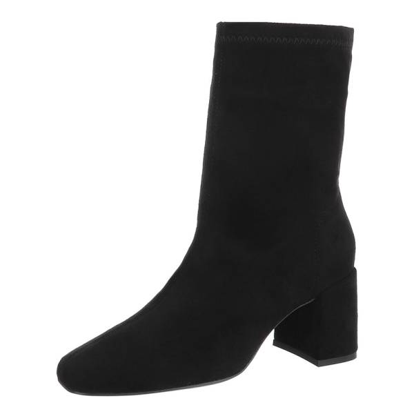 https://www.ital-design.de/img/2026/10/9537-black_1.jpg