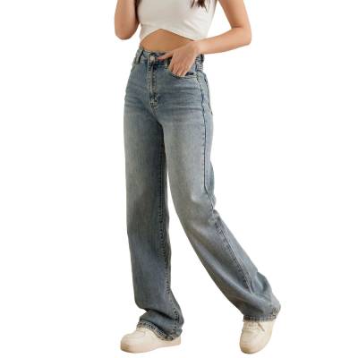 Straight Leg Jeans für Damen in Hellblau