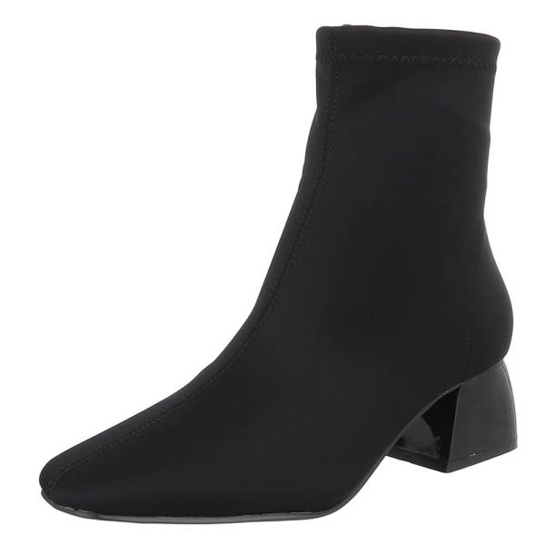 https://www.ital-design.de/img/2026/08/NN715-black_1.jpg