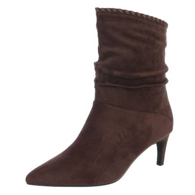 Classic ankle boots for women in brown