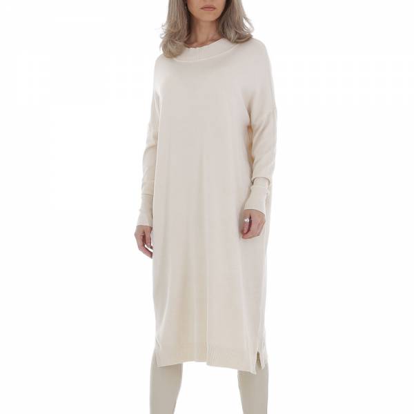 Knitted dres for women in creme