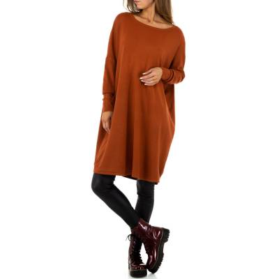 Camelfarbene Rollkragenpullover: So Präsentiert Sich Der Trend Im