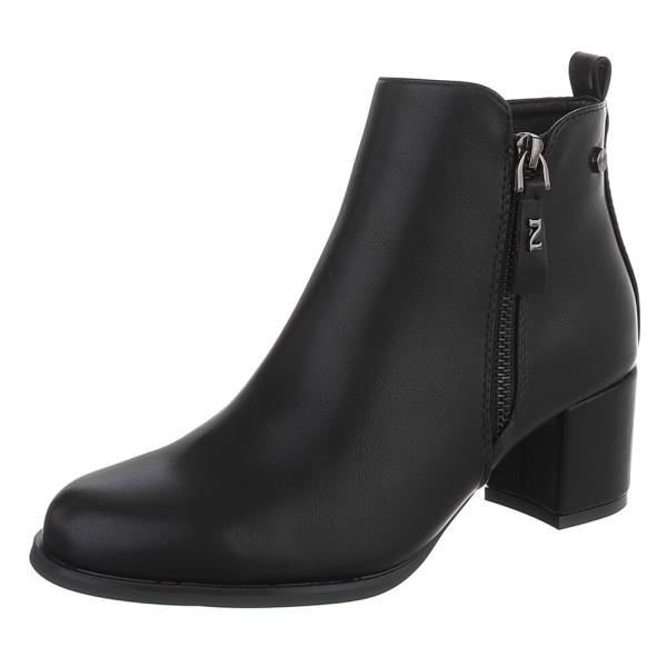 https://www.ital-design.de/img/2026/07/9565-black_1.jpg