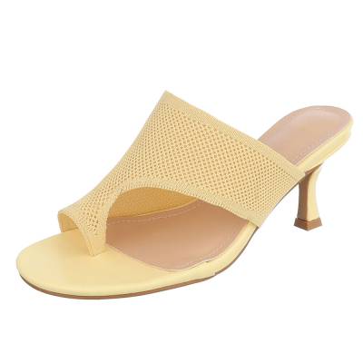 Zehentrenner for women in yellow