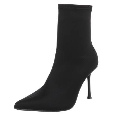 Heeled ankle boots for women in black