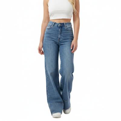 Relaxed fit jeans for women in blue
