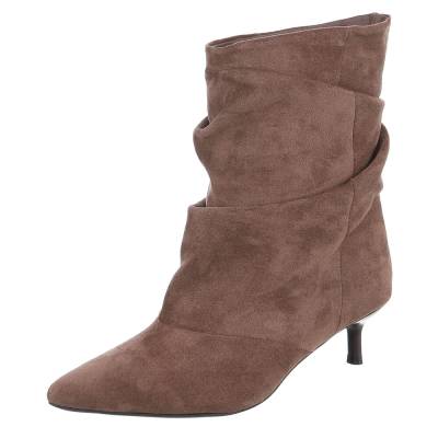 Classic boots for women in light-brown