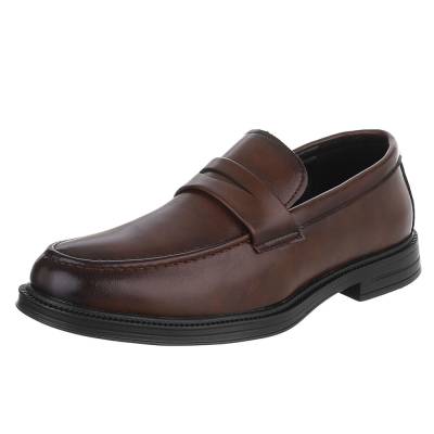 Loafers for men in brown