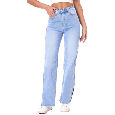 Straight Leg Jeans für Damen in Hellblau