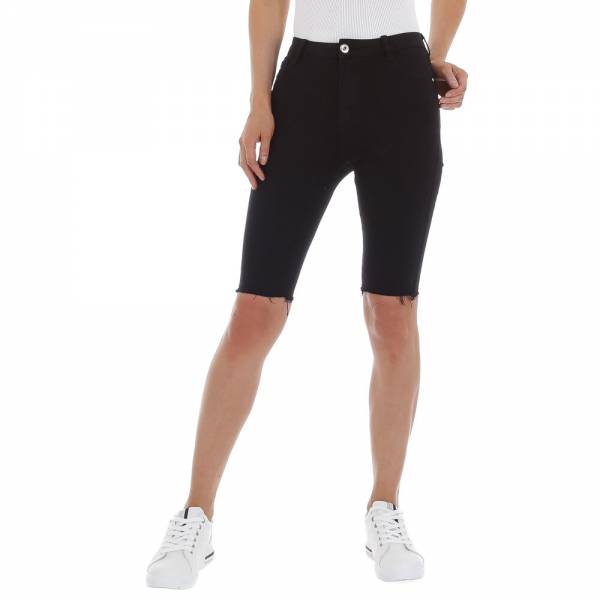 Casual shorts for women in black